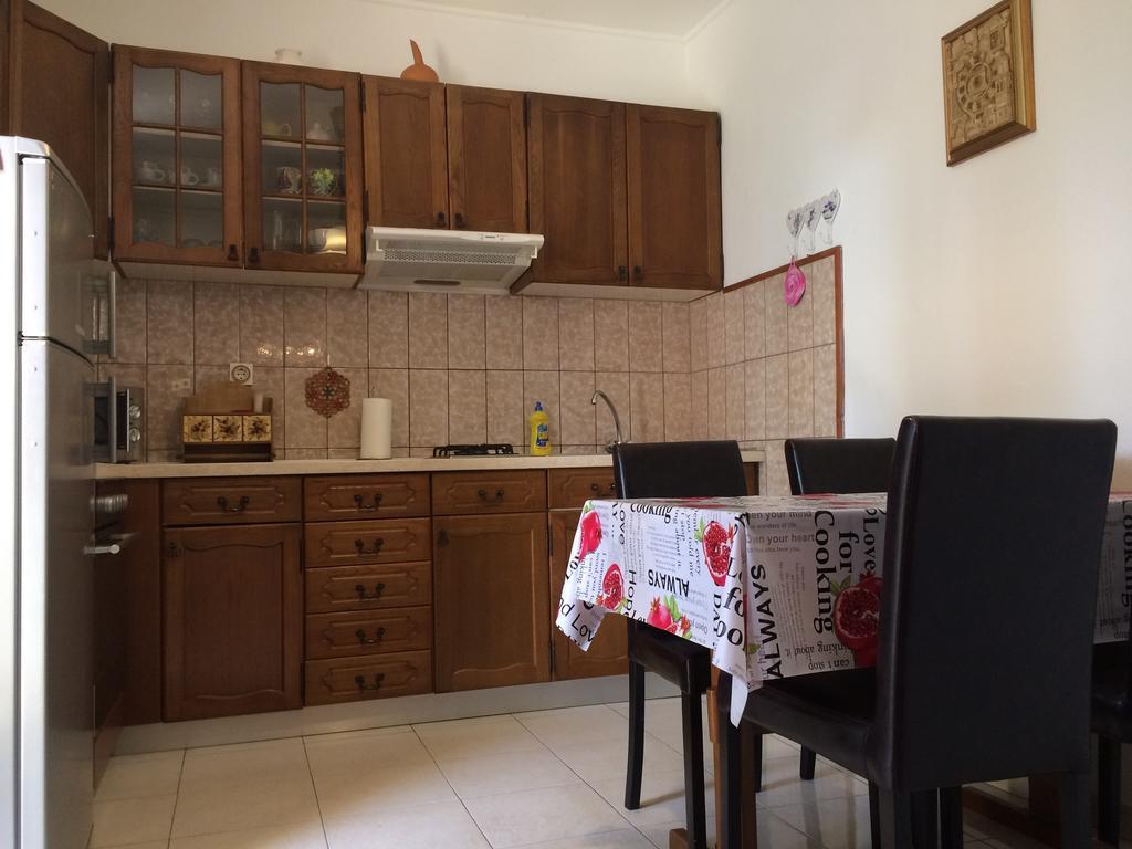 Apartmani Luiza Cres Zewnętrze zdjęcie